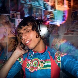 Meet your Posher, Juan the face benhind Soverysorry